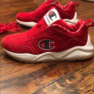 Champion Sneakers in Red